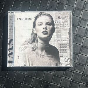 Taylor Swift Reputation Album CD